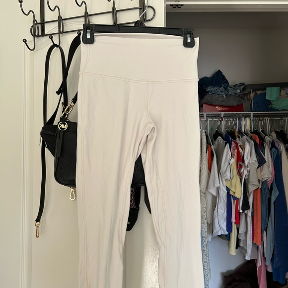 White Opal Lululemon Align High Rise 28’’ - Picture 2 of 4